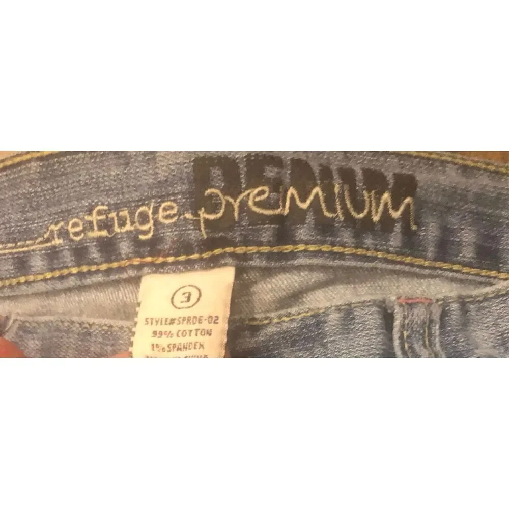 Refuge denim cut-off shorts light wash distressed details, raw frayed hems size